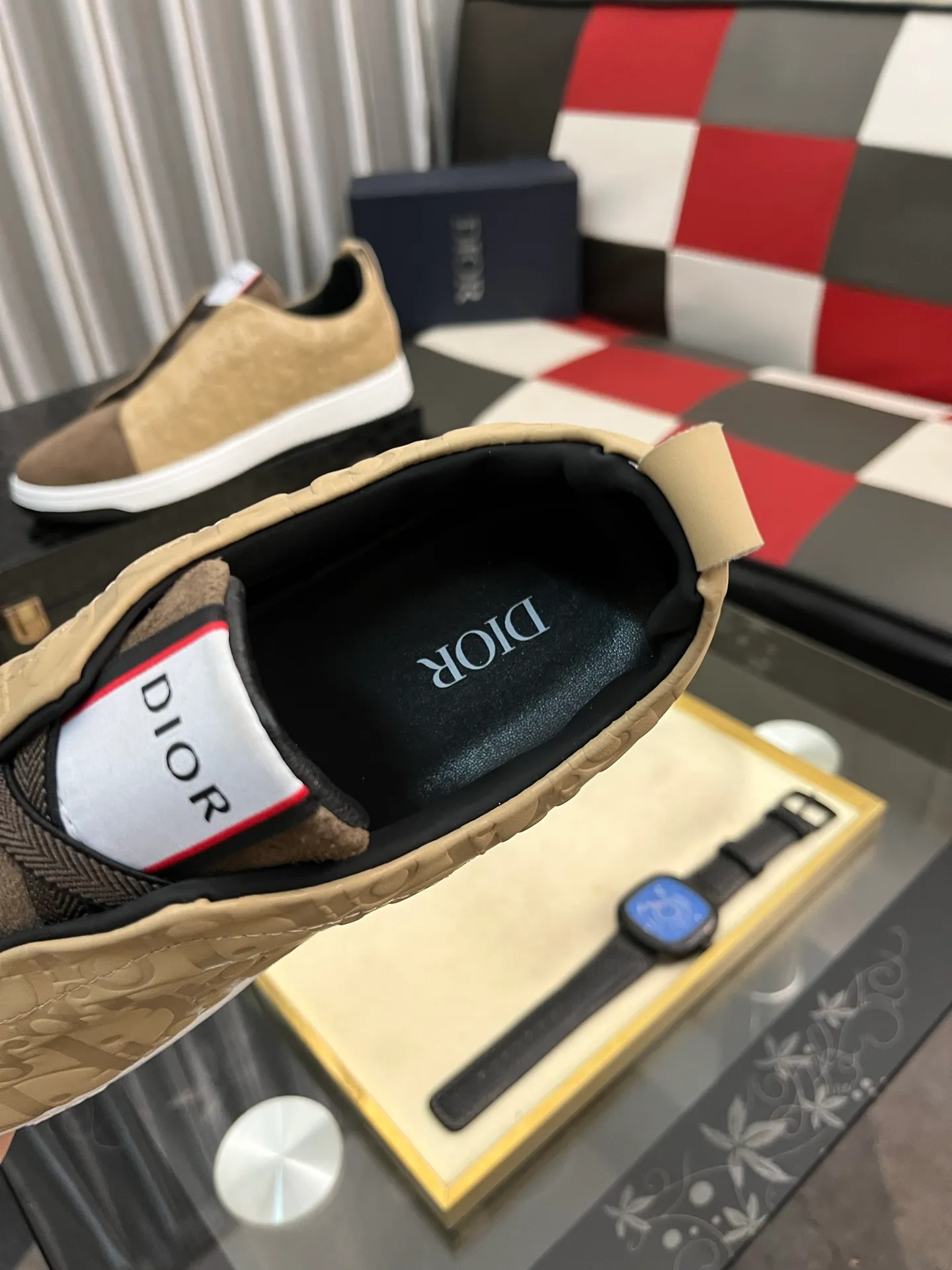 Men's Men's Shoes 💰458⌚️⌚️[Dior] Dior's new casual men's shoes are on the market in Hong Kong counters. The official website is 1:1 production. Original Italian materials. Designed by European and American masters. Perfect shape to create counter quality. Solid color rubber wear-resistant outsole and classic dazzling head! Super versatile and very comfortable. High-end without losing taste, fashionable and novel! ! Absolute focus! Code number: 38-442️⃣Colors available